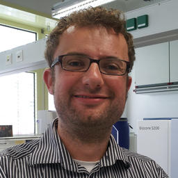 Dr. Daniel Schwarz