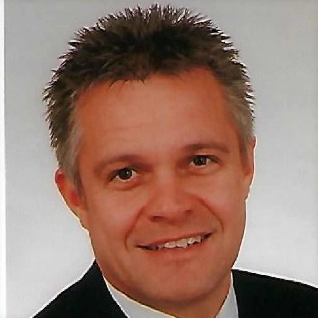 Martin Leininger freier Makler Finanzberatung XING