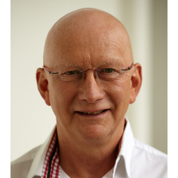 Dr. Andreas Väth