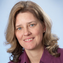 Claudia Knabe