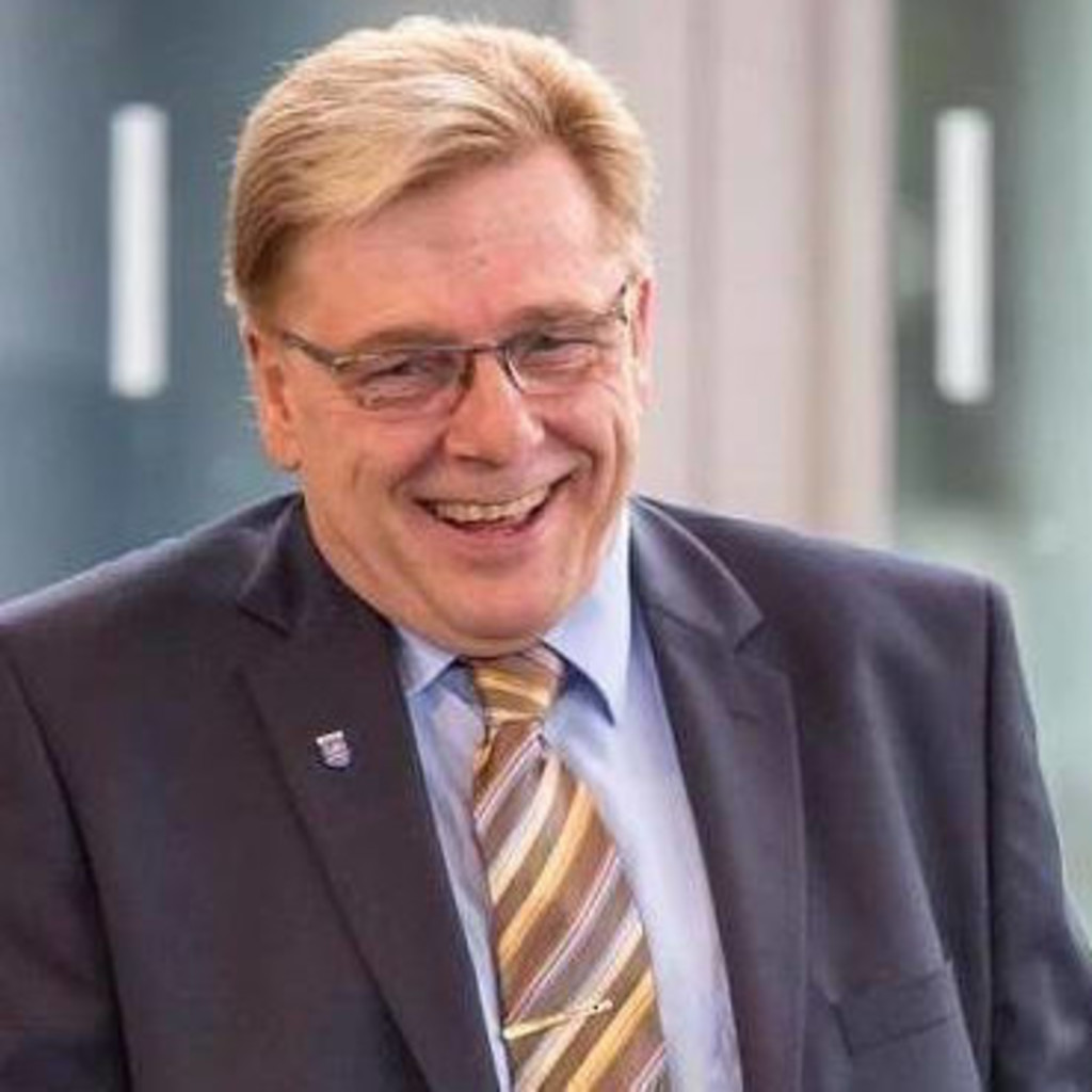 Siegfried Gentele chief shghandel XING