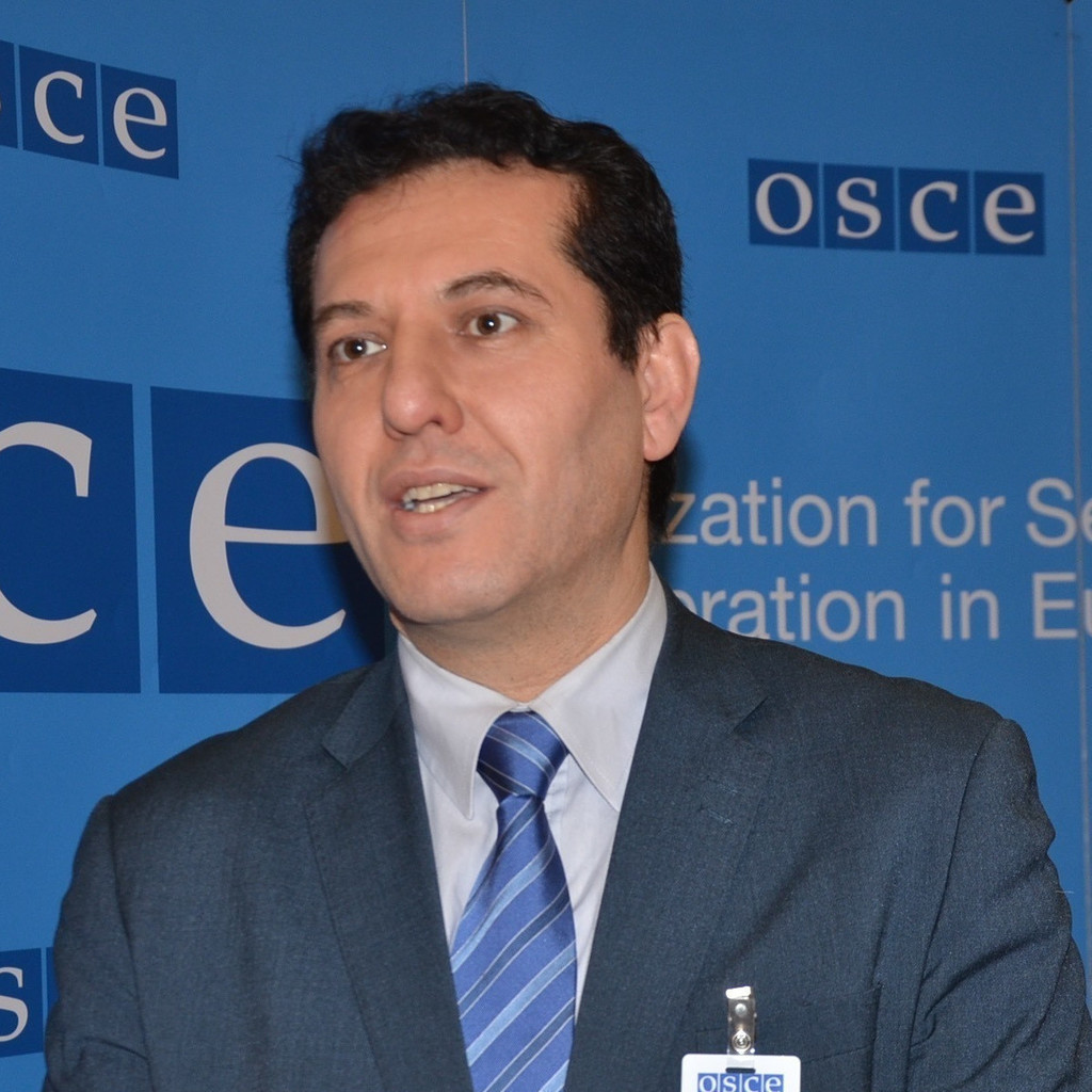Dr Zekeriya Altug Abteilungsleiter Fur Aussenbeziehungen Ditib Turkisch Islamische Union Xing