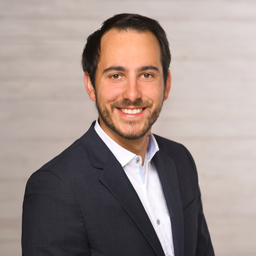 Dr. Simon Übelacker