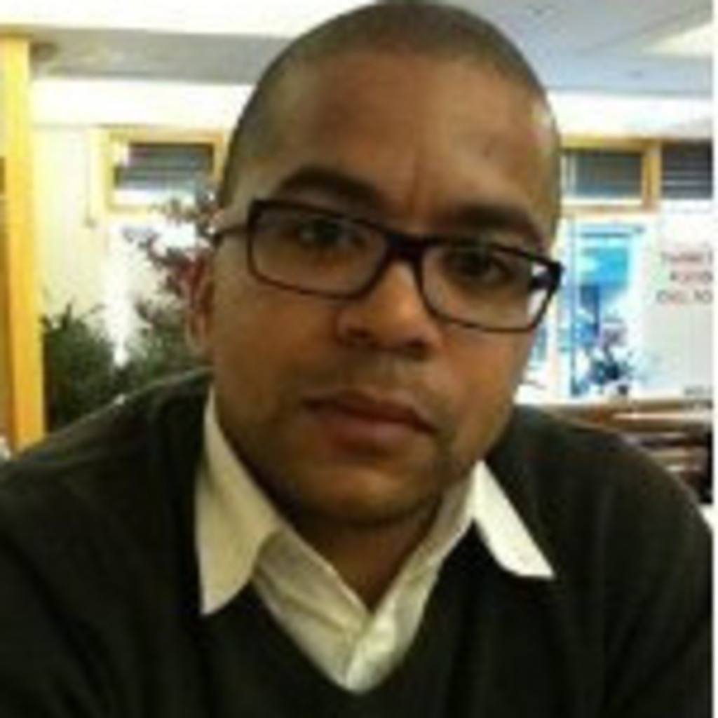 Telmo Simoe Relationship/account manager Lloyds Banking Group XING