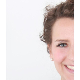 Saskia Freericks