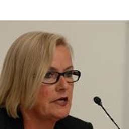 Monika Kaus