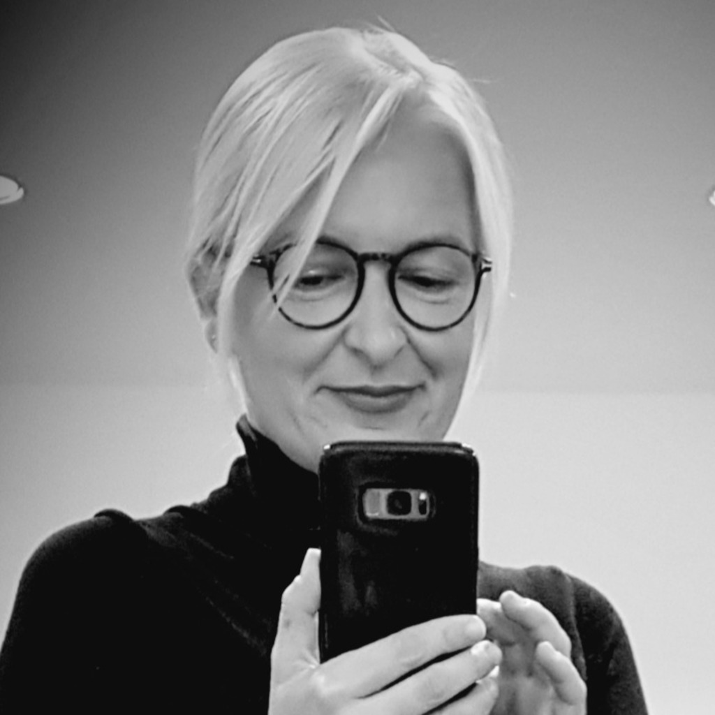 Agnieszka msadek stock manager ermenegildo zegna xing
