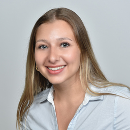 Laura Stelzer