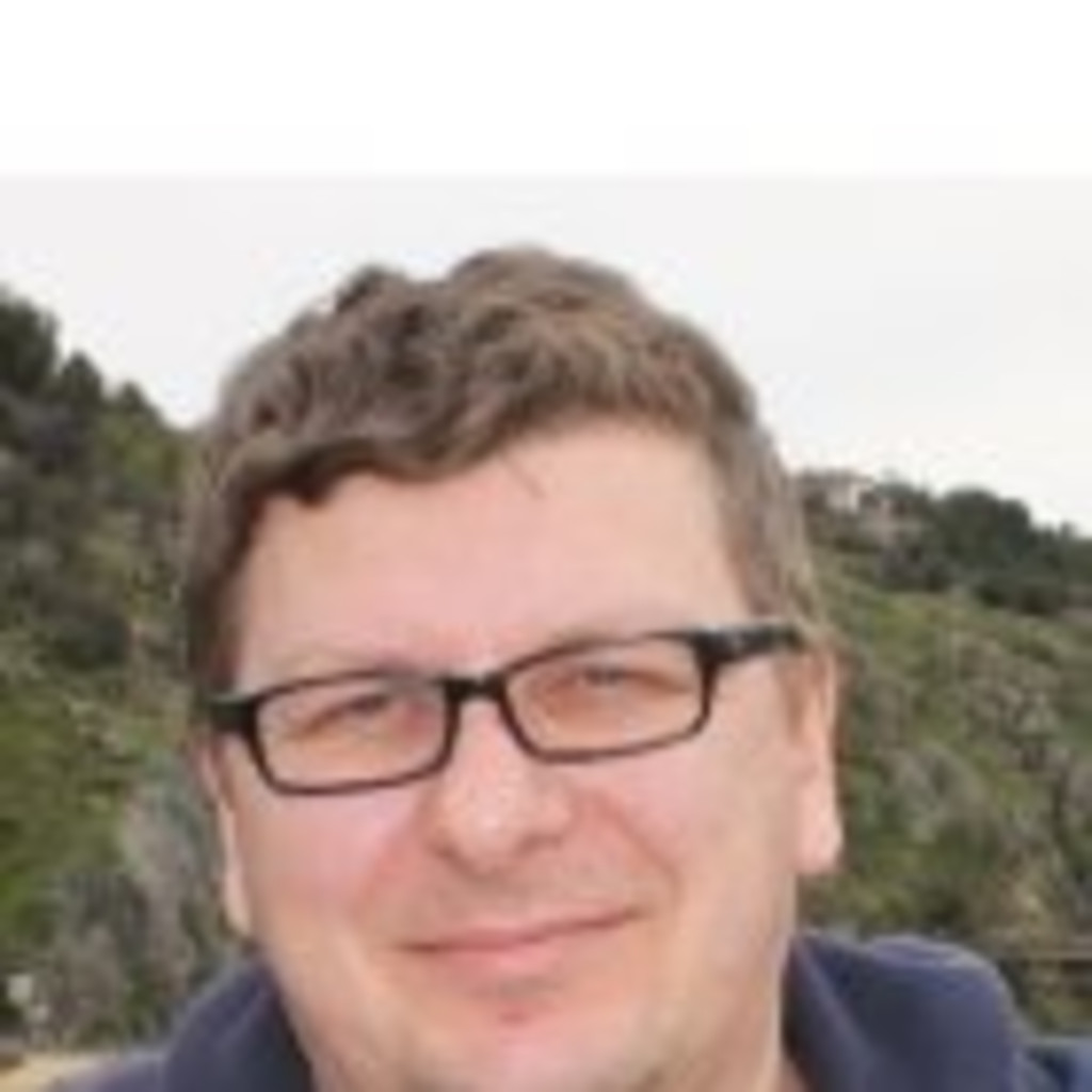 Lev Novikov Senoir System Administrator WebMediaGroup XING