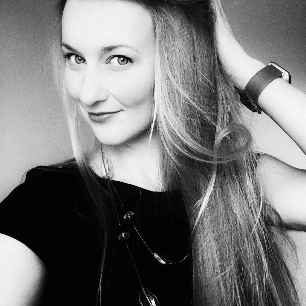 Laura Berwalt - Projektleitung Customer Line Ford - Benteler ...