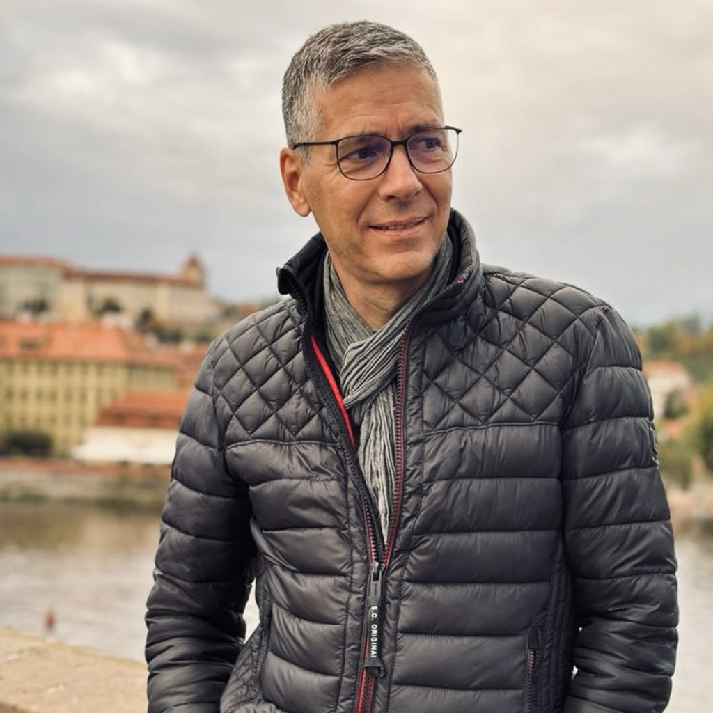 Andreas Schumm Sales Director EMEA Arrow Central Europe GmbH XING