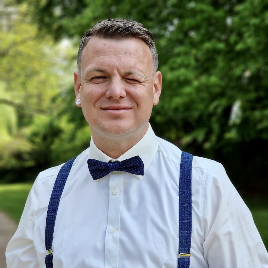 Daniel Ebert - Technische Dokumentation Customer Support - Elbe ...