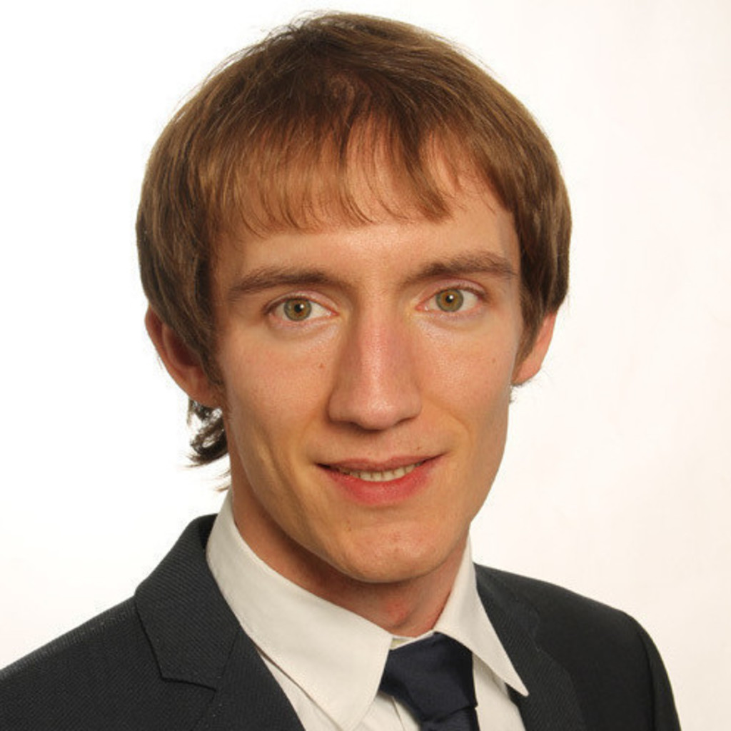 Dr. Henning Niesdroy Professor Hochschule München XING