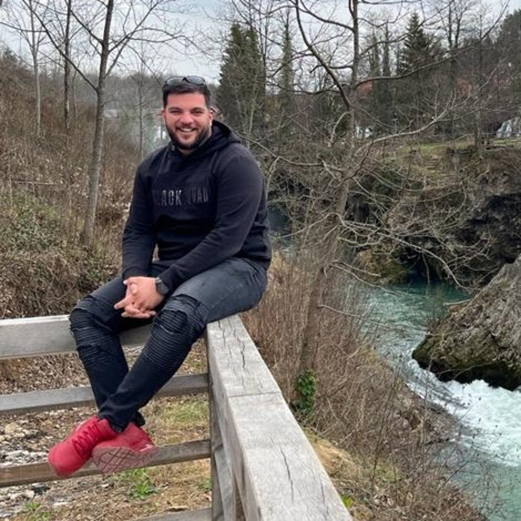 Mario Radović Working Student Aktivis d.o.o XING