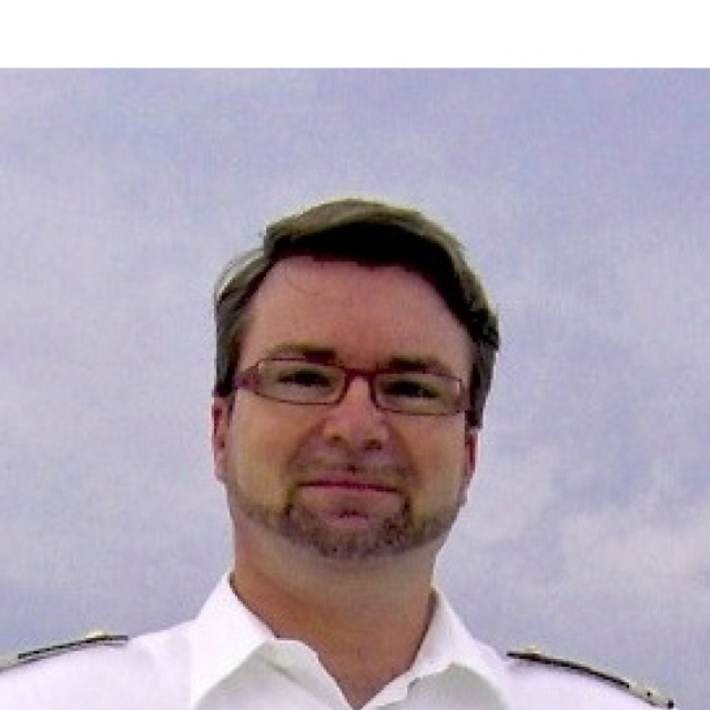 dietmar-fromm-asst-f-b-manager-aida-cruises-xing