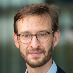 Dr. Roland Knorren