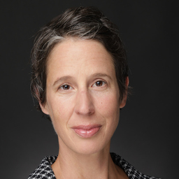 Dr. Julia Naunin