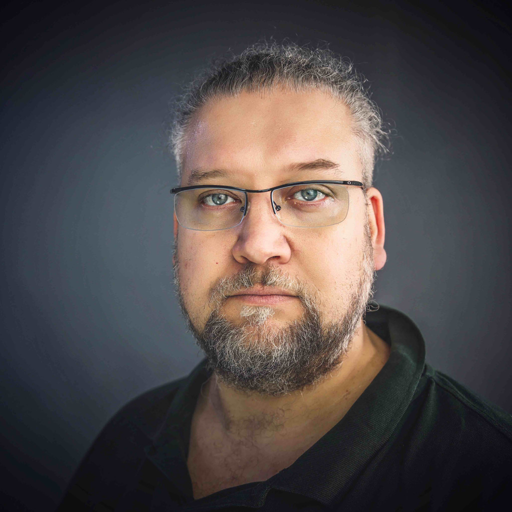 Sierk Radzei Diplom Schauspieler Schauspiel/Regie/Sprecher/Dozent