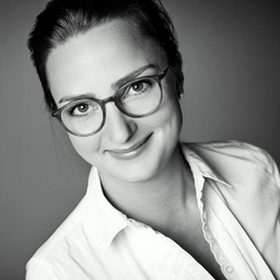 Laura Schröder