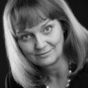 Dr. Angelika Carstens
