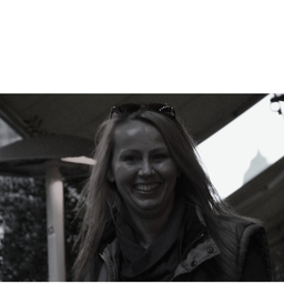 Katja Dönges