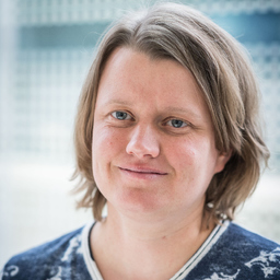Dr. Waltraud Sennebogen