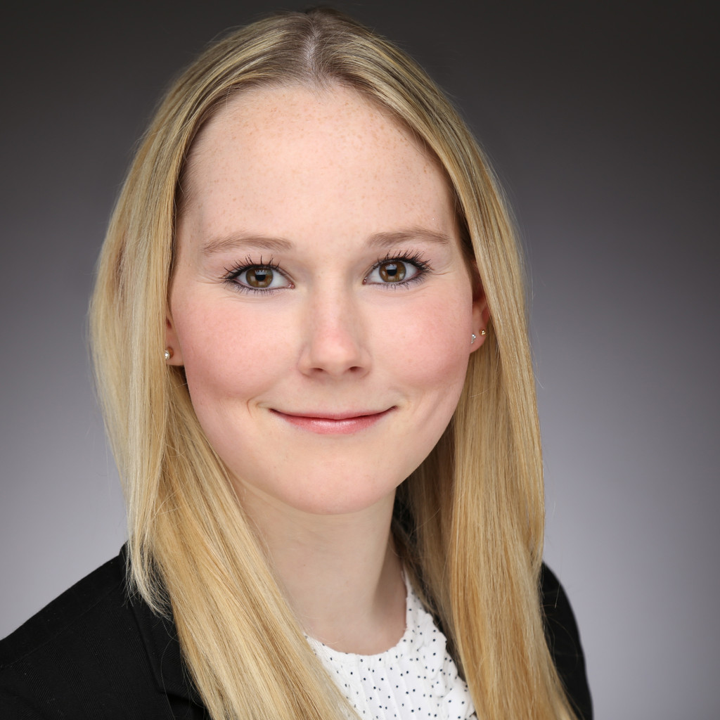 Selina Schmidt Executive Assistant to the CMO iC Consult GmbH XING