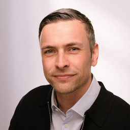 Dr. Frank Schumann