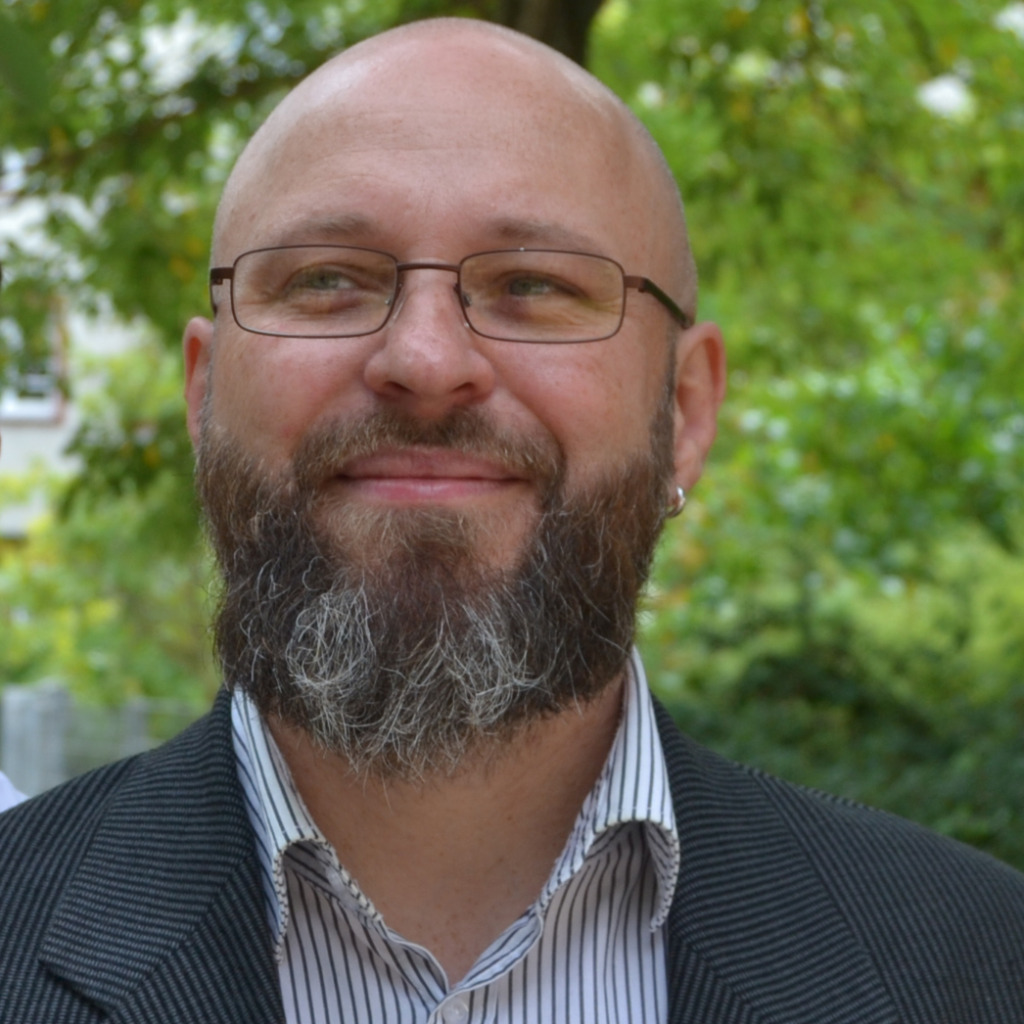 David Neumann Lead / Gruppenleiter Amazon XING