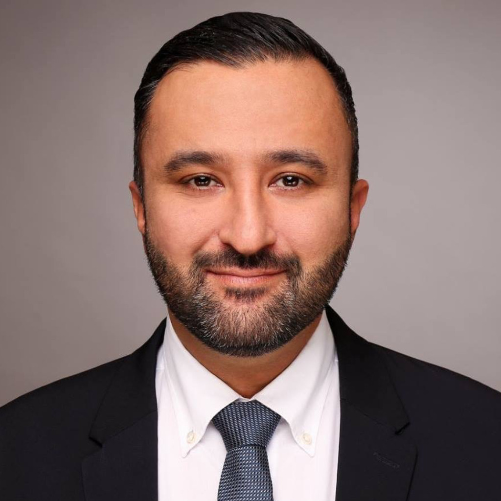 Daniel Amirzada Versicherungsfachmann ARAG Versicherungen XING