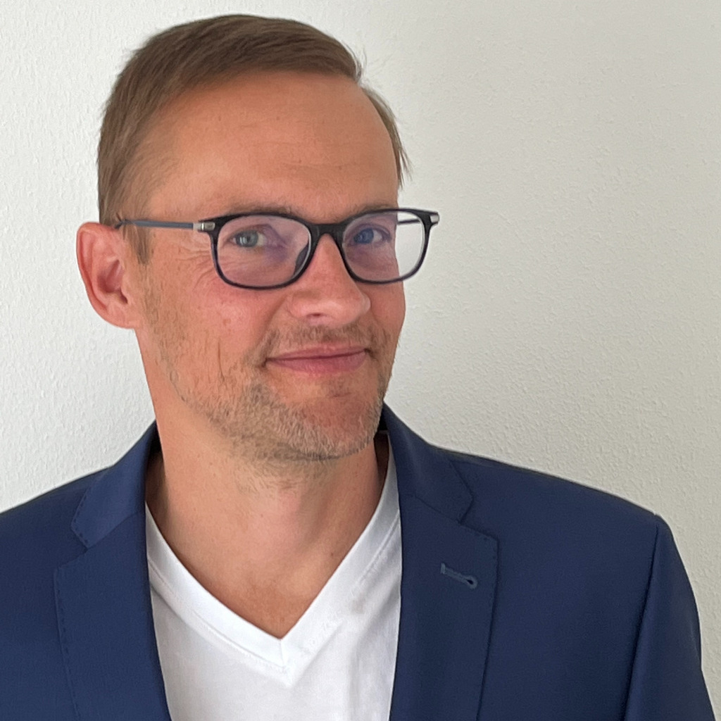 Dr. André Danzig Technology & Research LiebherrAerospace