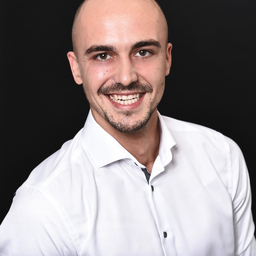 Axel Benus