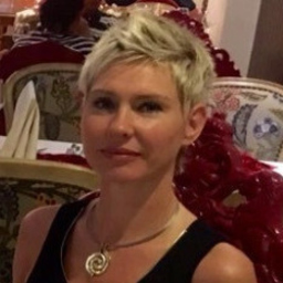 Yvonne Wilde