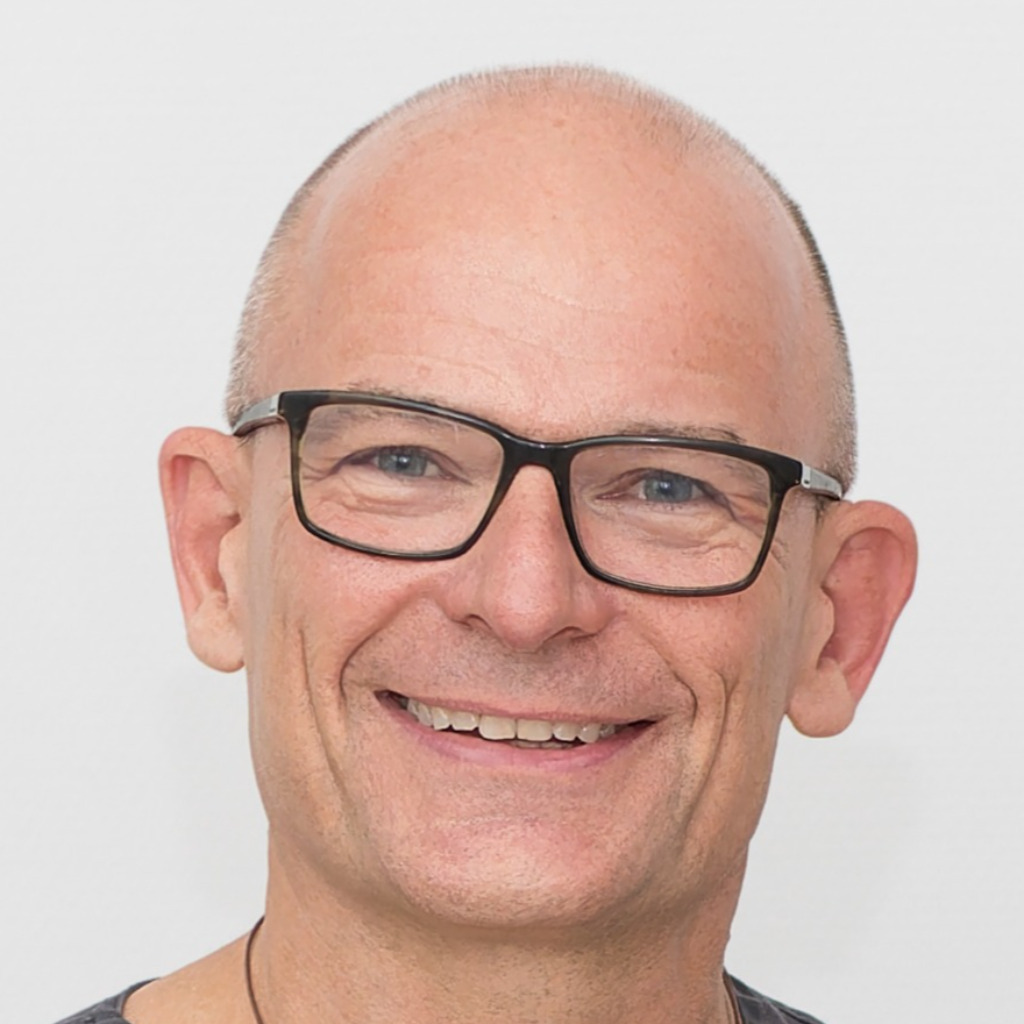 Michael Tscherny Chef MundKieferGesichtschirurg XING