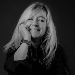 Prof. Claudia Maria Aymar