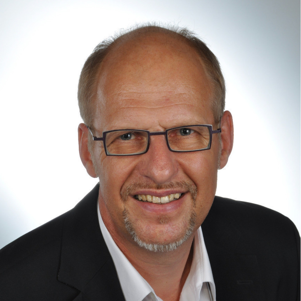 Dr. Jürgen Reusch Geschäftsführender Inhaber INNOVATIONPARTNER Dr