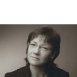 Claudia Busse