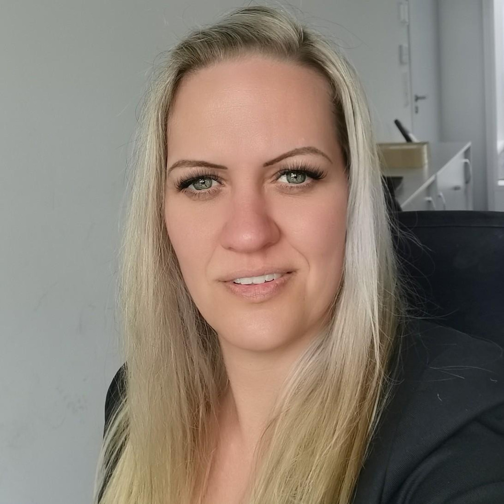 Nadine Lehmann Assistenz der Geschäftsleitung Luana Eco Financials