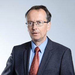 Dr. Matthias Urmann