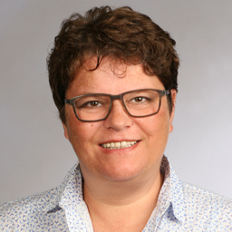 Dr. Monika Linhart