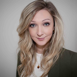 Stefanie Au