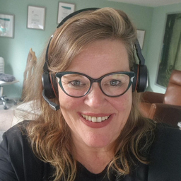 Sandra Hirth