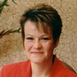 Claudia Toenne