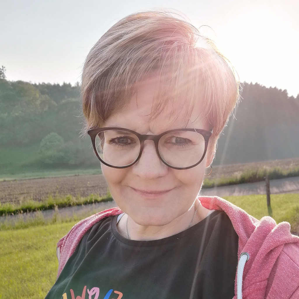 Tina Heinz - Sekretärin - Universität Siegen | XING Tina Heinz - Sekretärin - Universität Siegen | XING