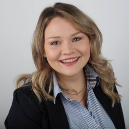 Nina Oltmanns