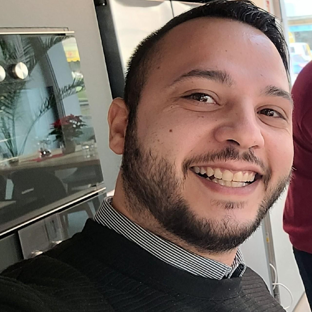 Giovanni Di Dio Calabria Einrichtungsfachberater Polstermöbel