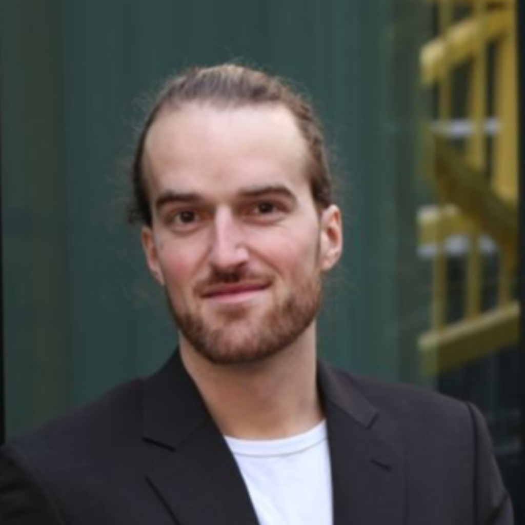 Moritz Heiser Technischer Redaktor .MoH XING