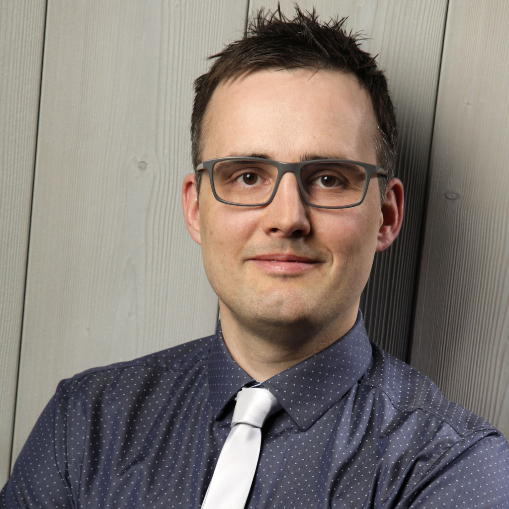 Carsten Hohlbein Leiter Logistik und Produktion Fraunhofer Institut für photonische Carsten Hohlbein Leiter Logistik und Produktion Fraunhofer Institut für photonische