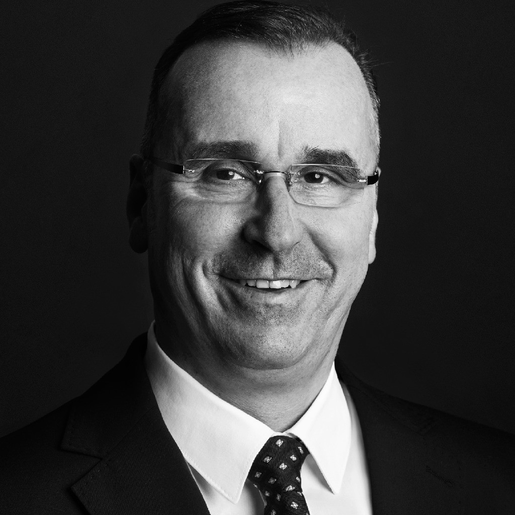 Stefan Scheuermann Öffentlich bestellter und vereidigter Möbel