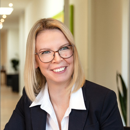 Nadine Hilbert